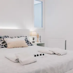 Apartamento Plaza Nueva By People, Bilbao